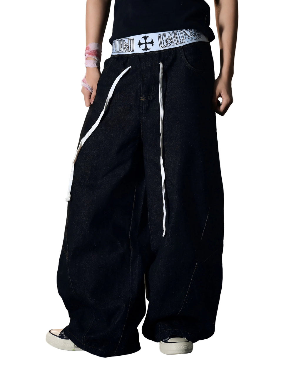 GOTHIC BAGGY DENIM