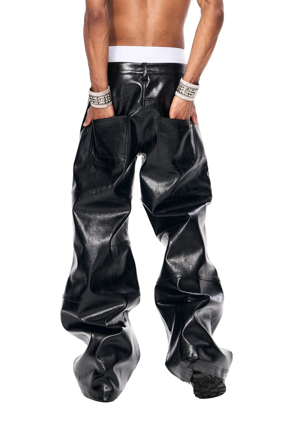 HIGH-SHINE LEATHER TROUSERS