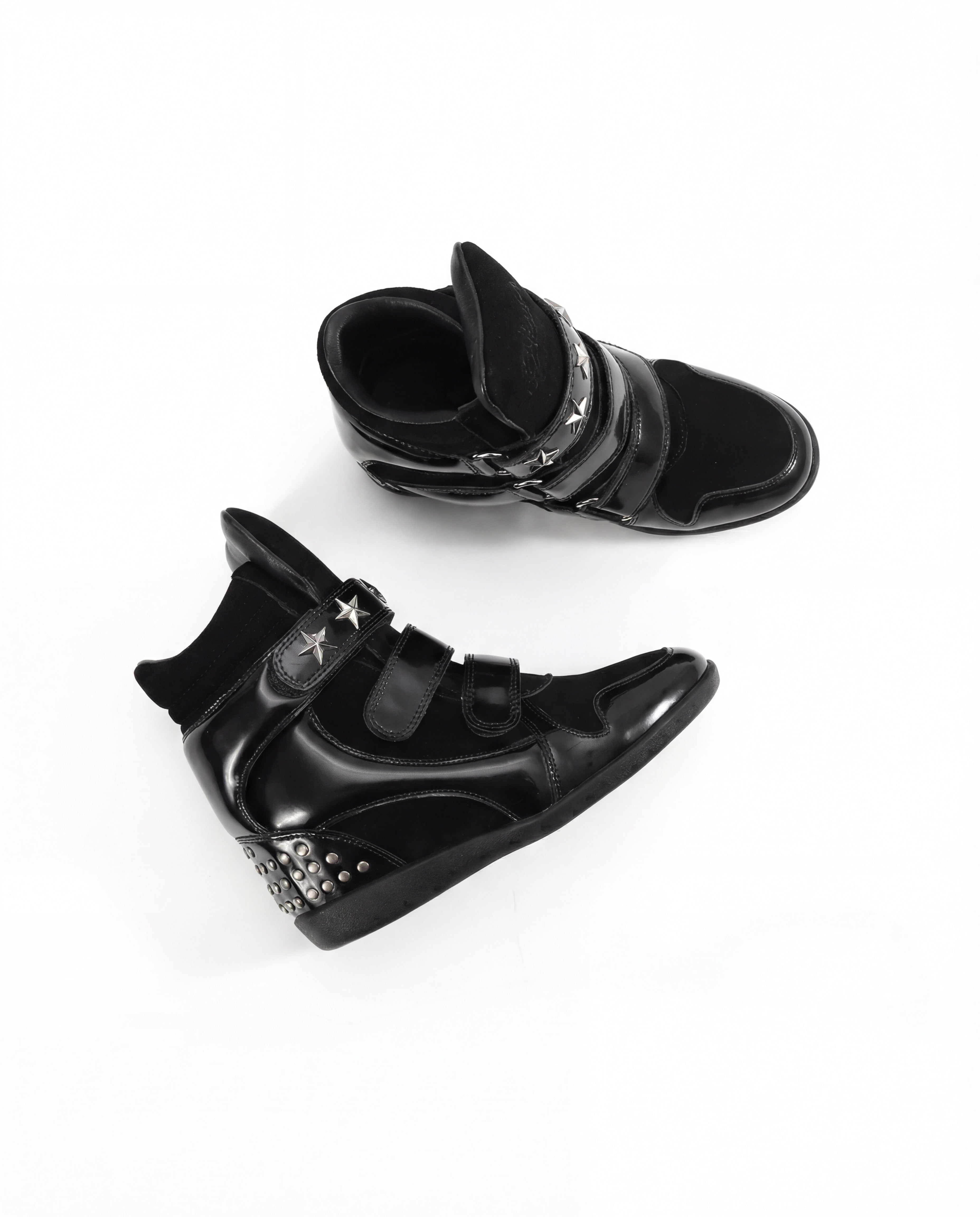 PATENT RIVET SNEAKERS
