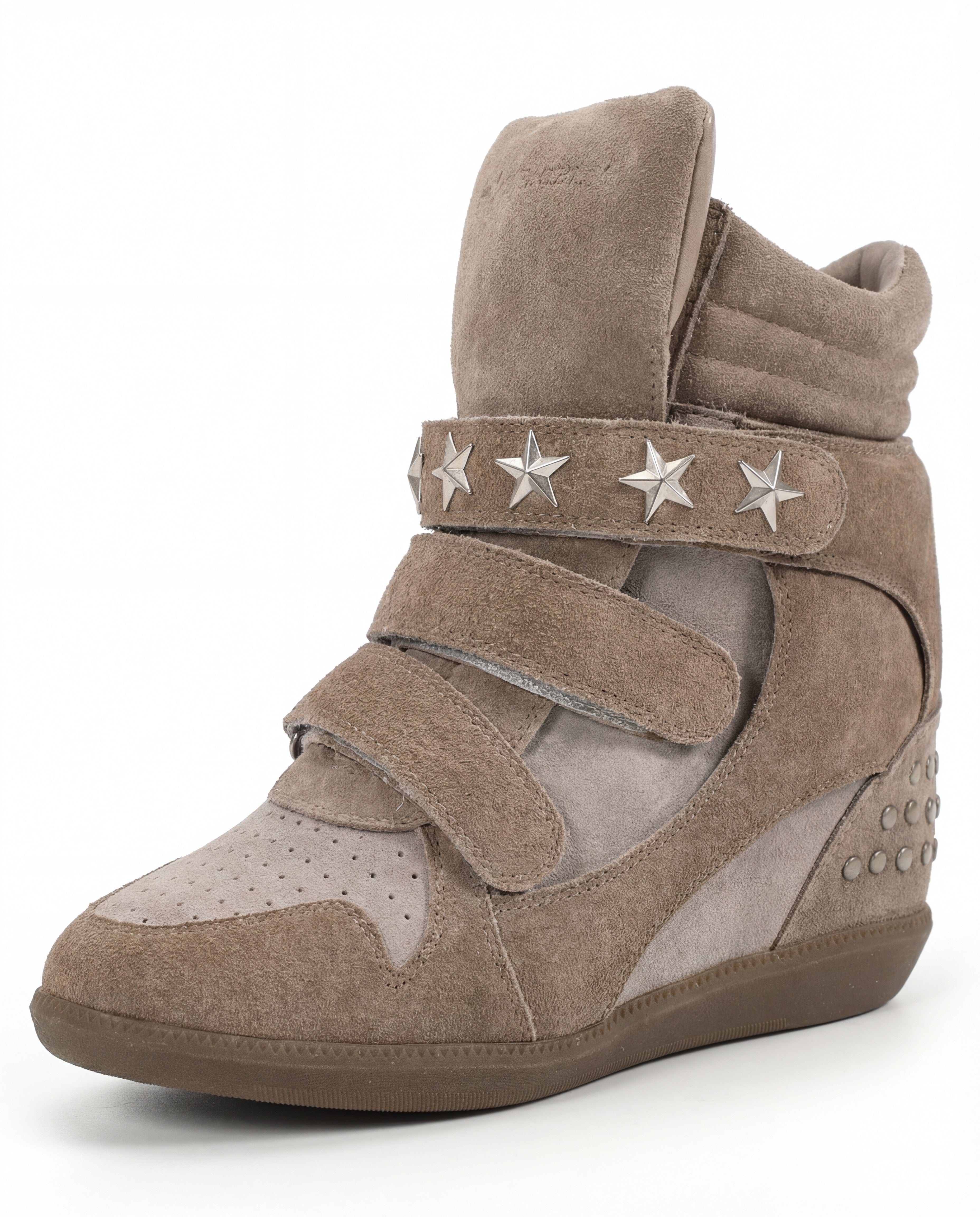 PATENT RIVET SNEAKERS